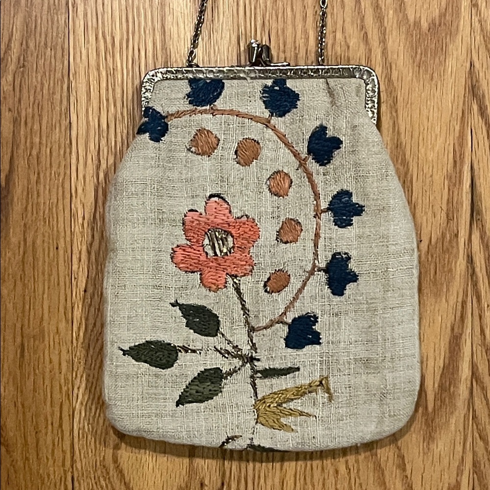 Vintage Embroidered Hand Bag